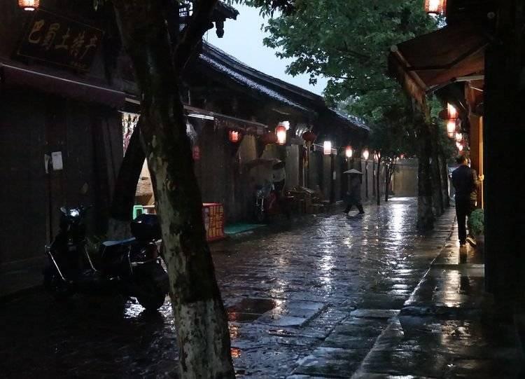 泰国大洞逃生